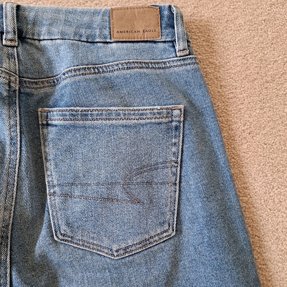 American Eagle Jeans Curvy Mom Jeans Size 4 Short Blue Denim Stretch Casual - Picture 12 of 14